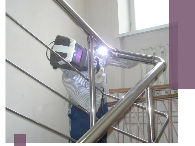 Монтаж перил и ограждений качественно в Павлове