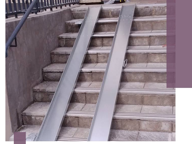 Демонтаж откидных пандусов профессионально в Павлове