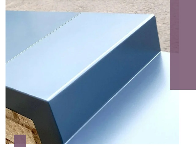 Крышки на парапет в Павлове: изготовление и монтаж под ключ